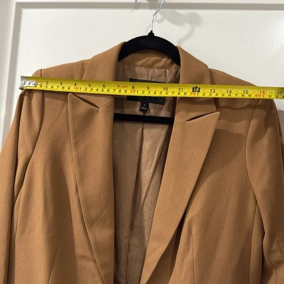 Banana Republic Camel/Tan Blazer - Picture 5 of 7